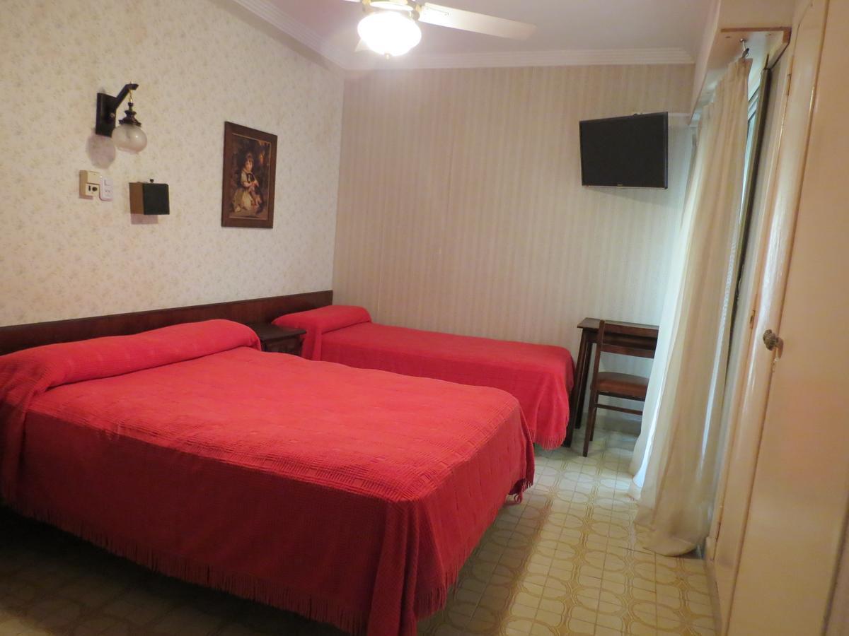 נקוצ'אה Hotel Trocadero מראה חיצוני תמונה